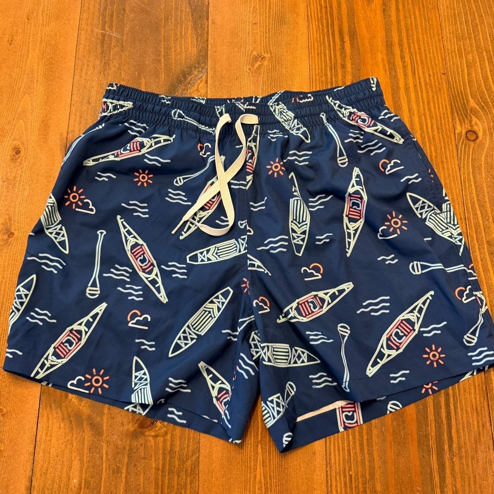 Chubbies Men's Swim Trunks Size Medium Blue Neon Kayak Paddle Sun Print 5.5"